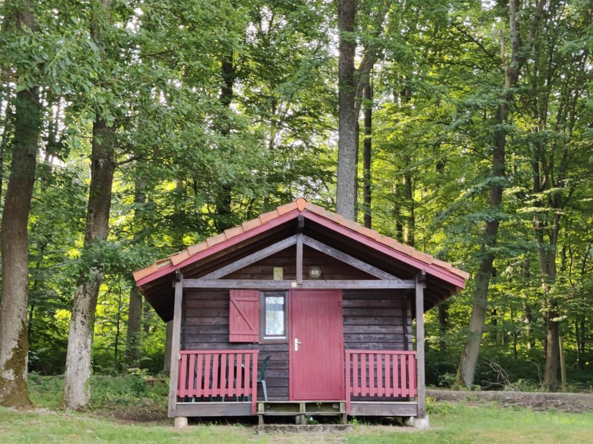 Camping Les Vosges Du Nord Oberbronn Dış mekan fotoğraf