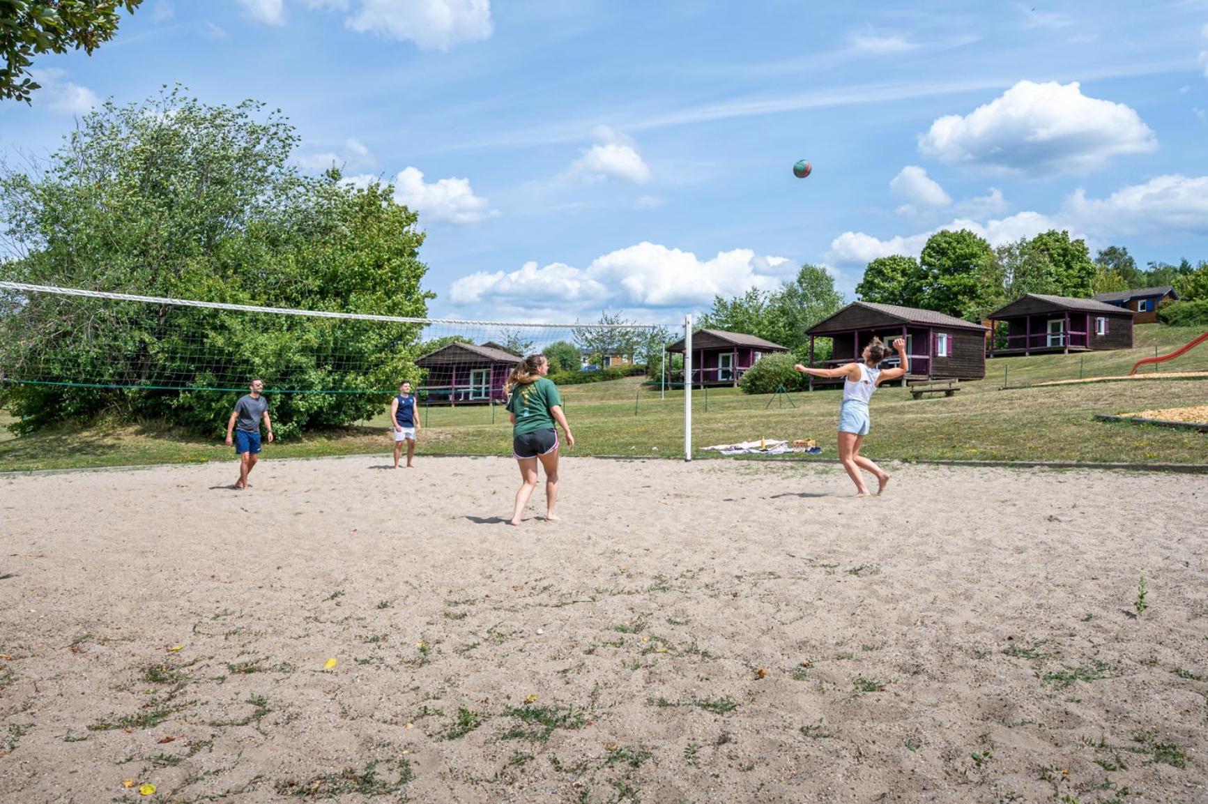 Camping Les Vosges Du Nord Oberbronn Dış mekan fotoğraf