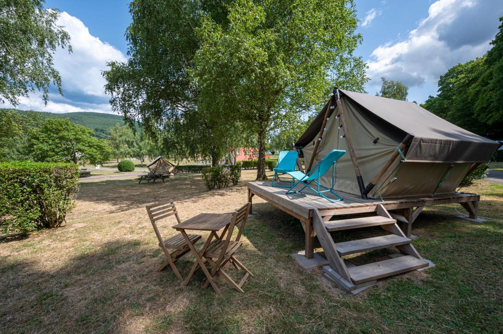 Camping Les Vosges Du Nord Oberbronn Dış mekan fotoğraf