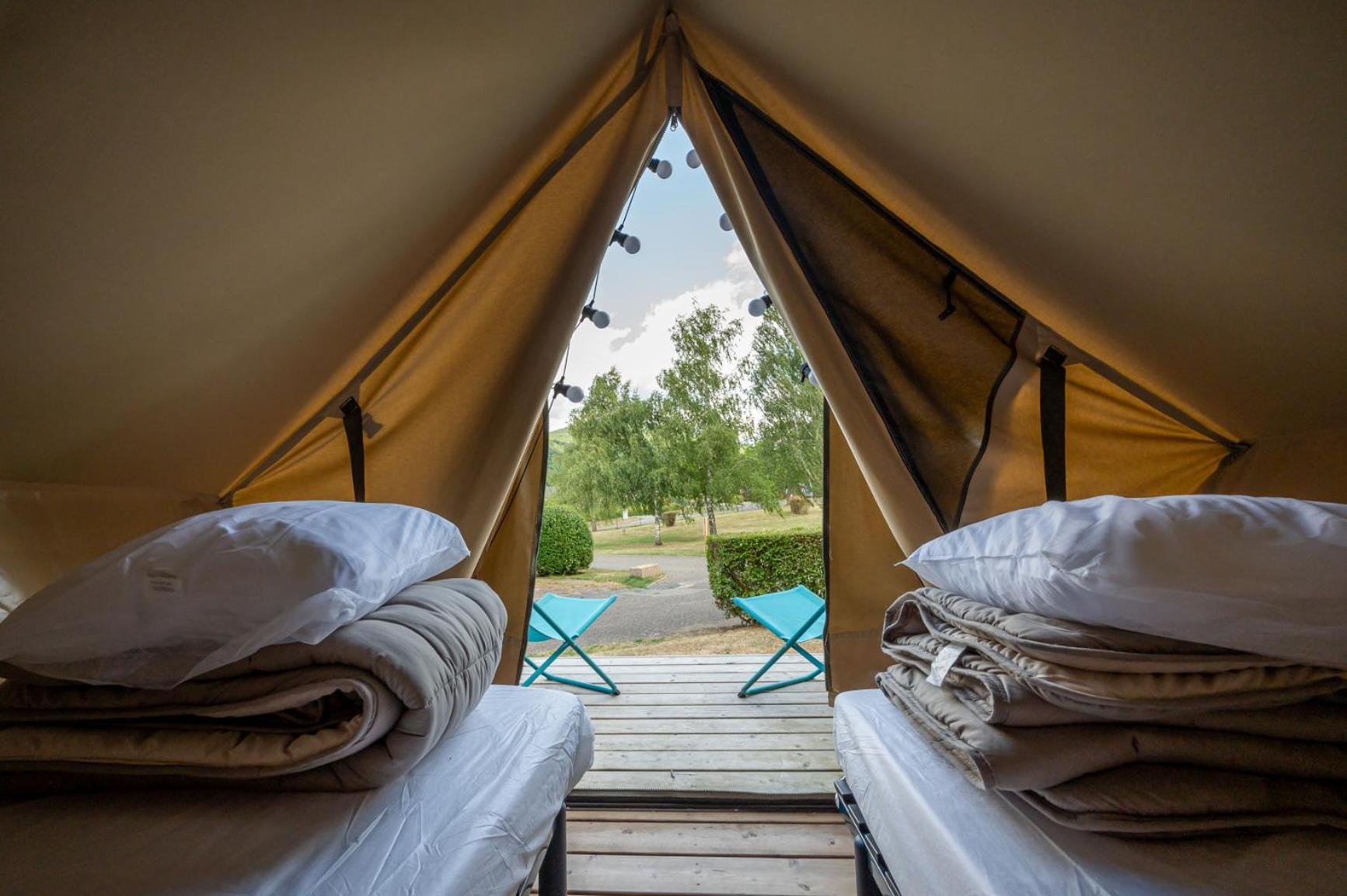 Camping Les Vosges Du Nord Oberbronn Oda fotoğraf