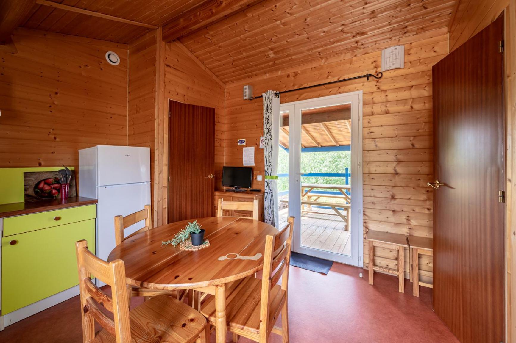 Camping Les Vosges Du Nord Oberbronn Oda fotoğraf